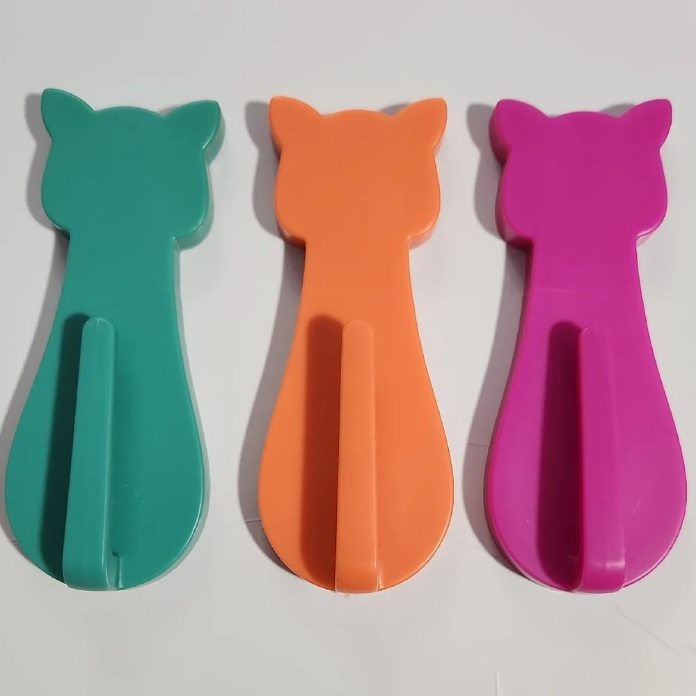 Colorful Cat-Shaped Wall Hooks